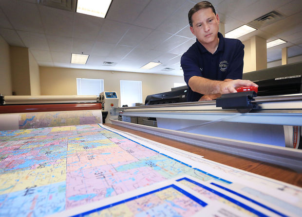 Paper Map Display Device Paper maps still relevant even with computers, GPS – GEOGRAPHY EDUCATION